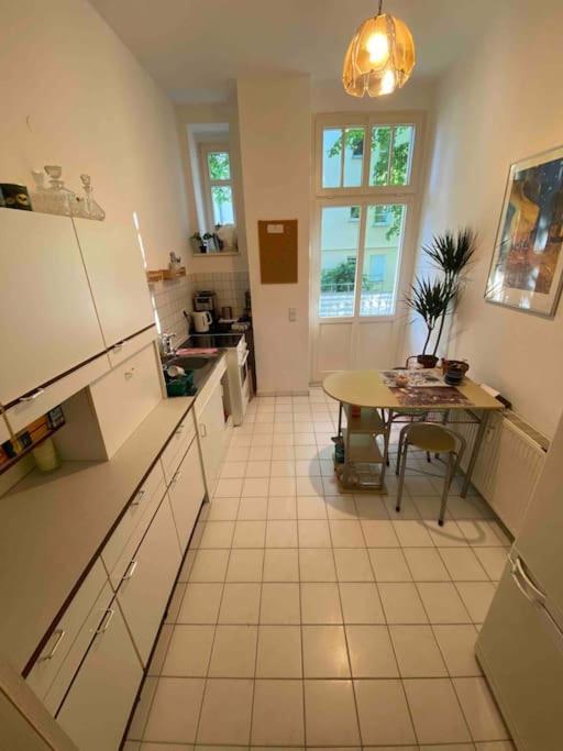 Schone Altbauwohnung Mit Grun In Ruhiger Lage Leipzig Exterior photo
